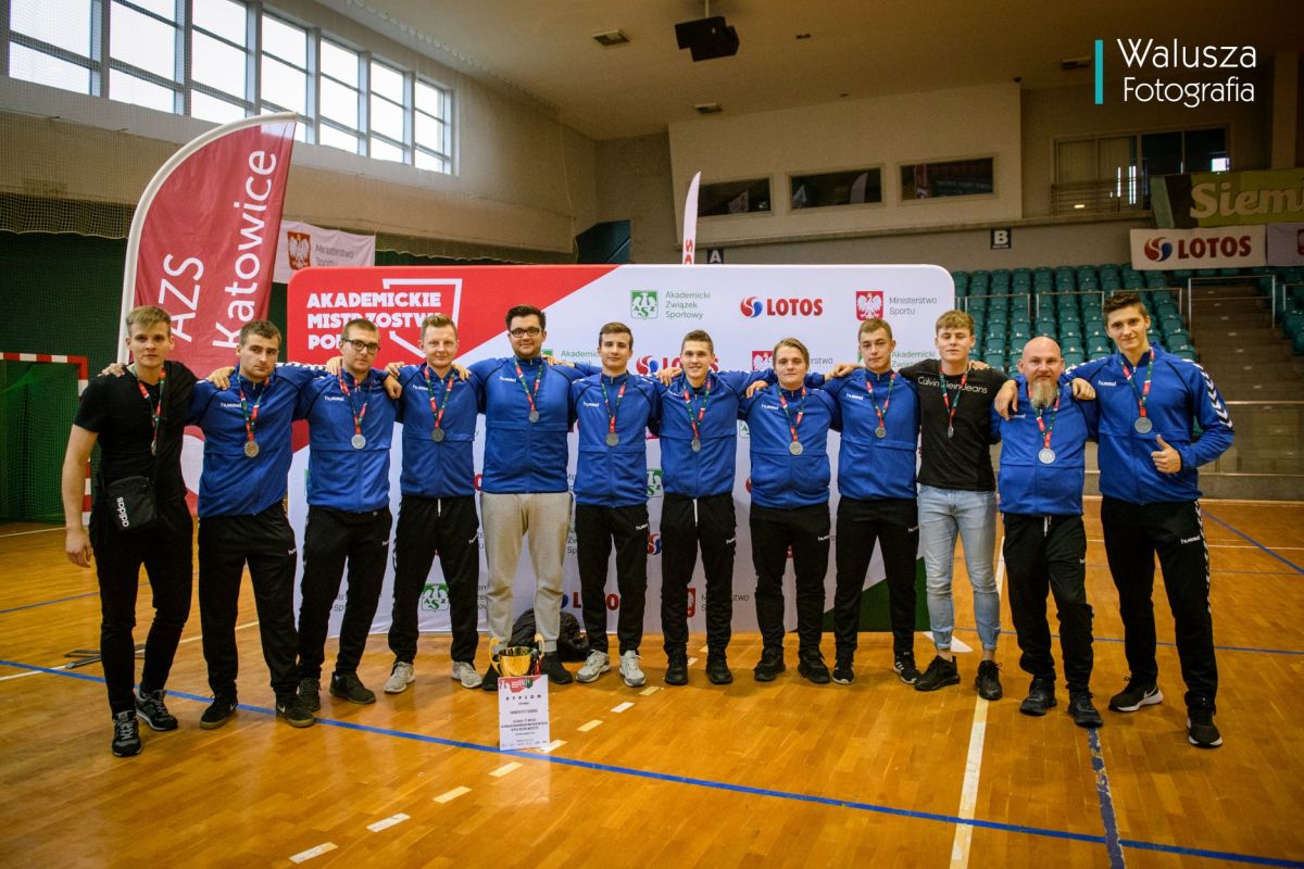 AZS UG z medalami, fot. Michał Walusza/AZS